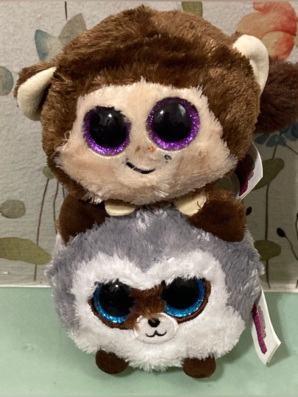 🌸 Monkey & Racoon Amazing Squishee! Plushies - gray brown